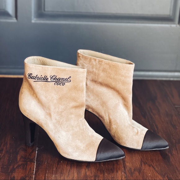 Authentic coco Chanel Gabrielle beige Black suede boots sz 37 6.5 short booties - Picture 4 of 8